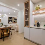 Townhouse - Luxury, Wi-fi, Ac, 2 Mins From The Tatil Evi