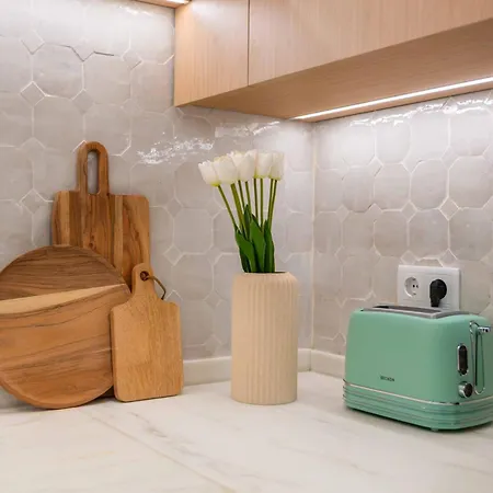 Townhouse - Luxury, Wi-fi, Ac, 2 Mins From The 度假居 Armação de Pêra