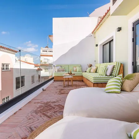 Townhouse - Luxury, Wi-fi, Ac, 2 Mins From The