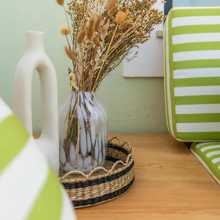 בית נופש Townhouse - Luxury, Wi-fi, Ac, 2 Mins From The
