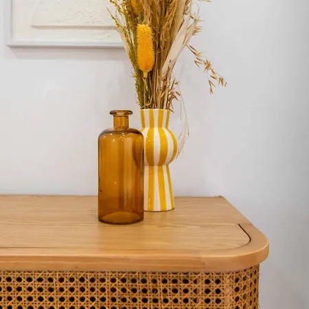 Townhouse - Luxury, Wi-fi, Ac, 2 Mins From The