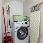 Townhouse - Luxury, Wi-fi, Ac, 2 Mins From The * Armação de Pêra